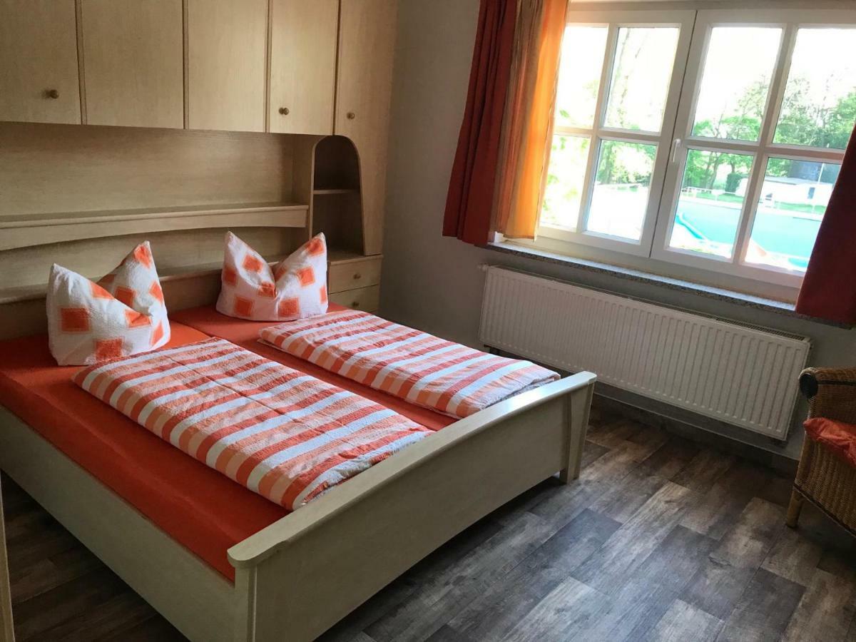 Pension Am Waldbad Seehausen  Экстерьер фото