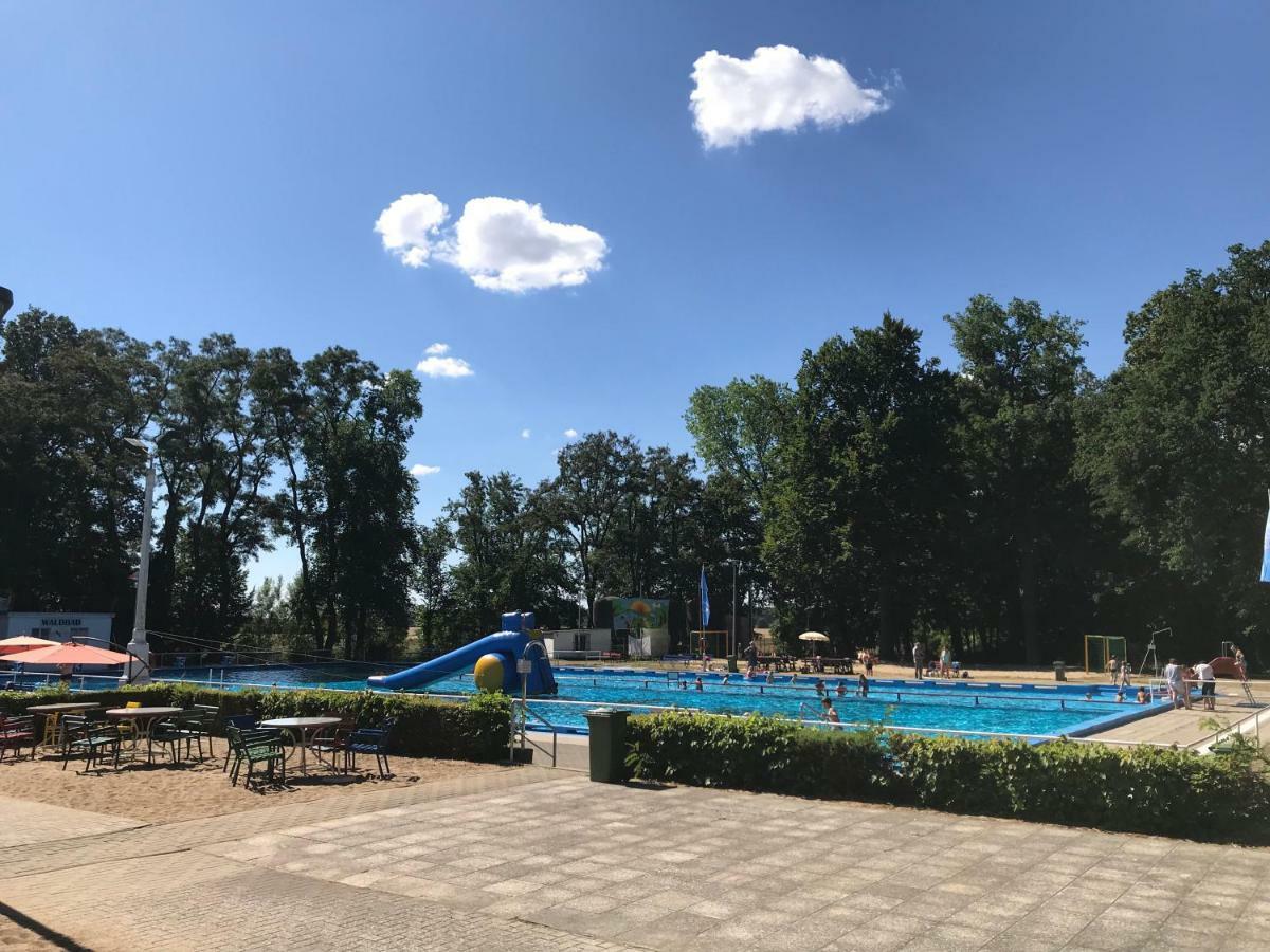 Pension Am Waldbad Seehausen  Экстерьер фото